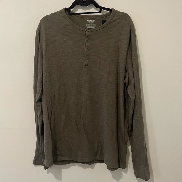 Vince Henley Olive Green XL